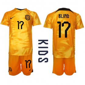 Baby Fußballbekleidung Niederlande Daley Blind #17 Heimtrikot WM 2022 Kurzarm (+ kurze hosen)